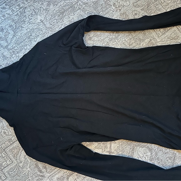 Free Label turtleneck - Picture 2 of 4